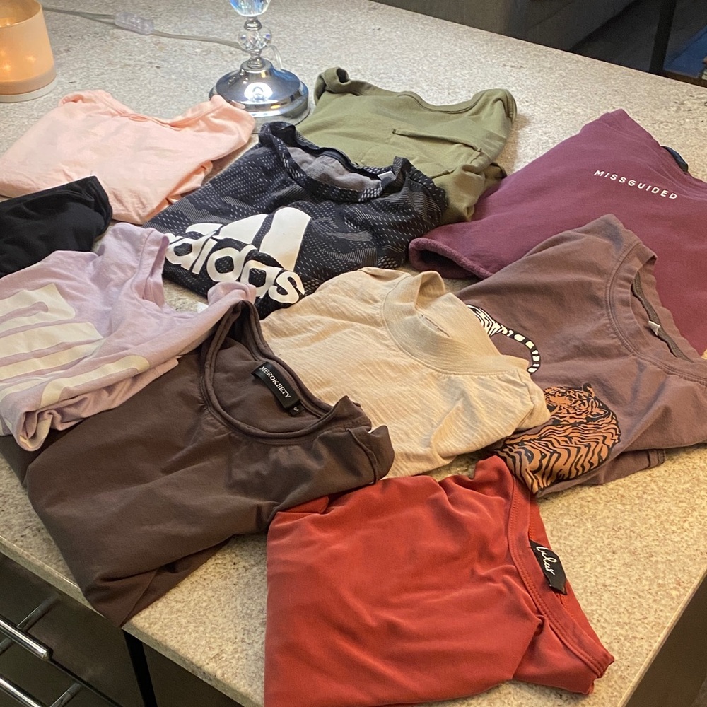TEN different crop tops (whole lot)
